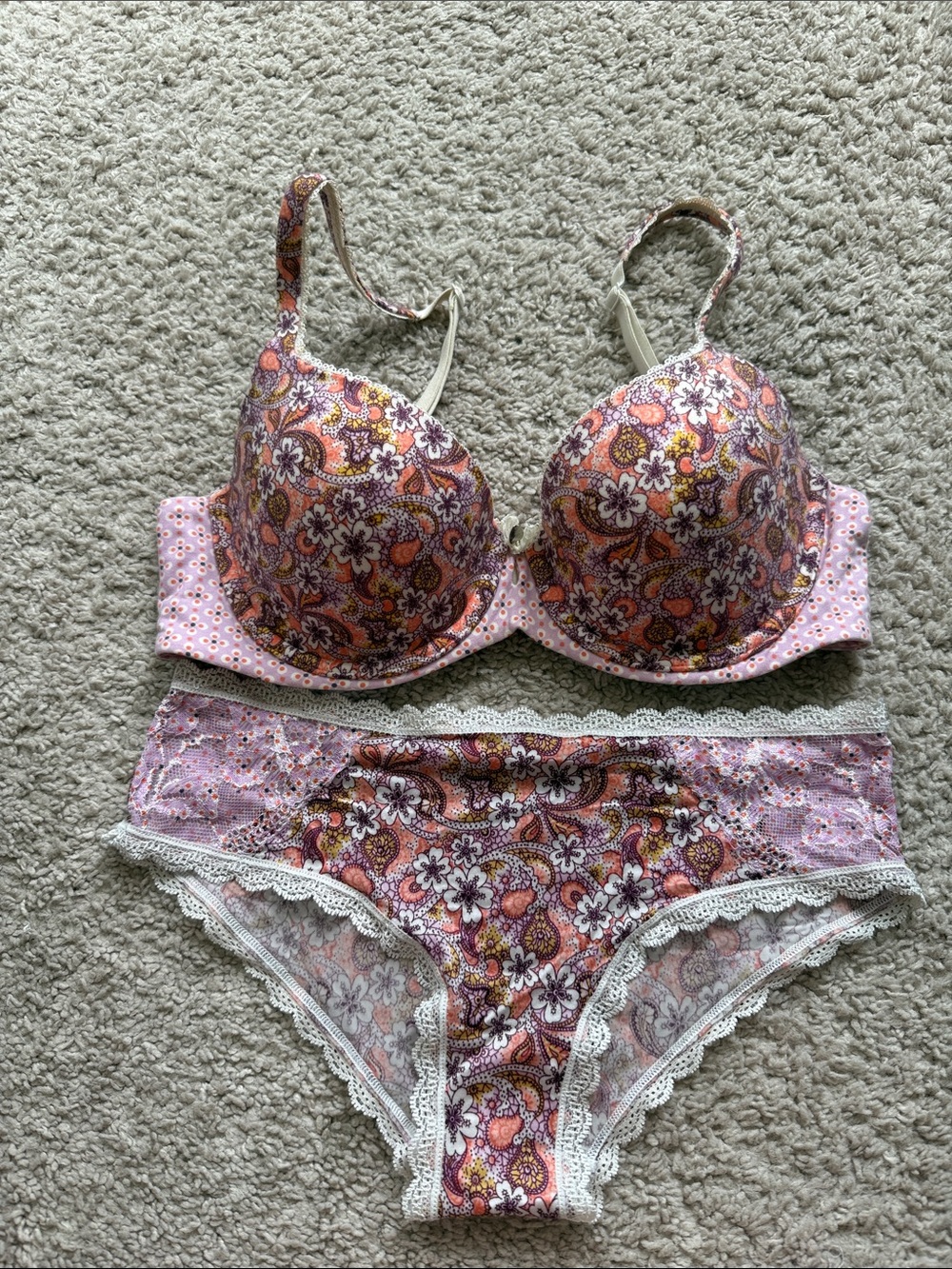 Body by Victoria lined Demi bra and hip hugger panty.